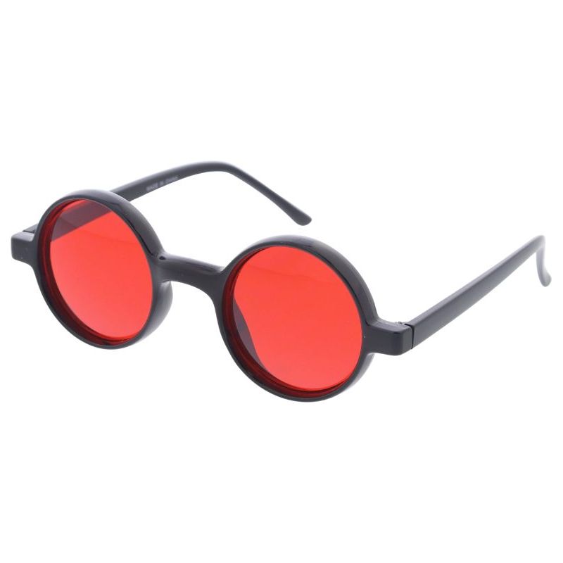 Women’s lightweight polycarbonate sunglasses with UV protection