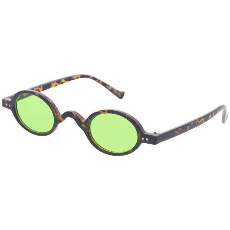 Women’s lightweight polycarbonate sunglasses with UV protection