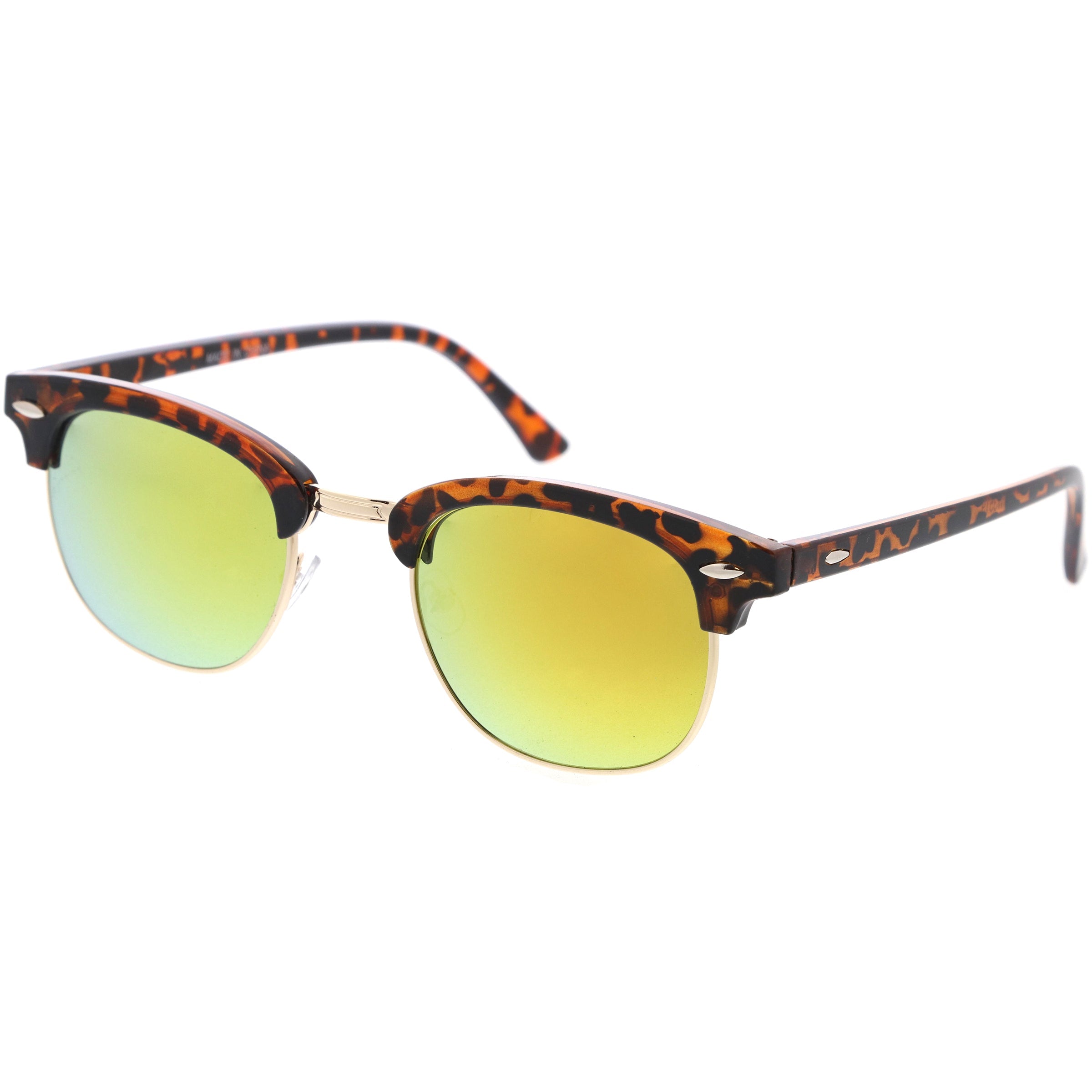 Classic Wayfarer sunglasses with a bold frame and tinted lenses, offering a timeless style and UV protection for everyday wear.