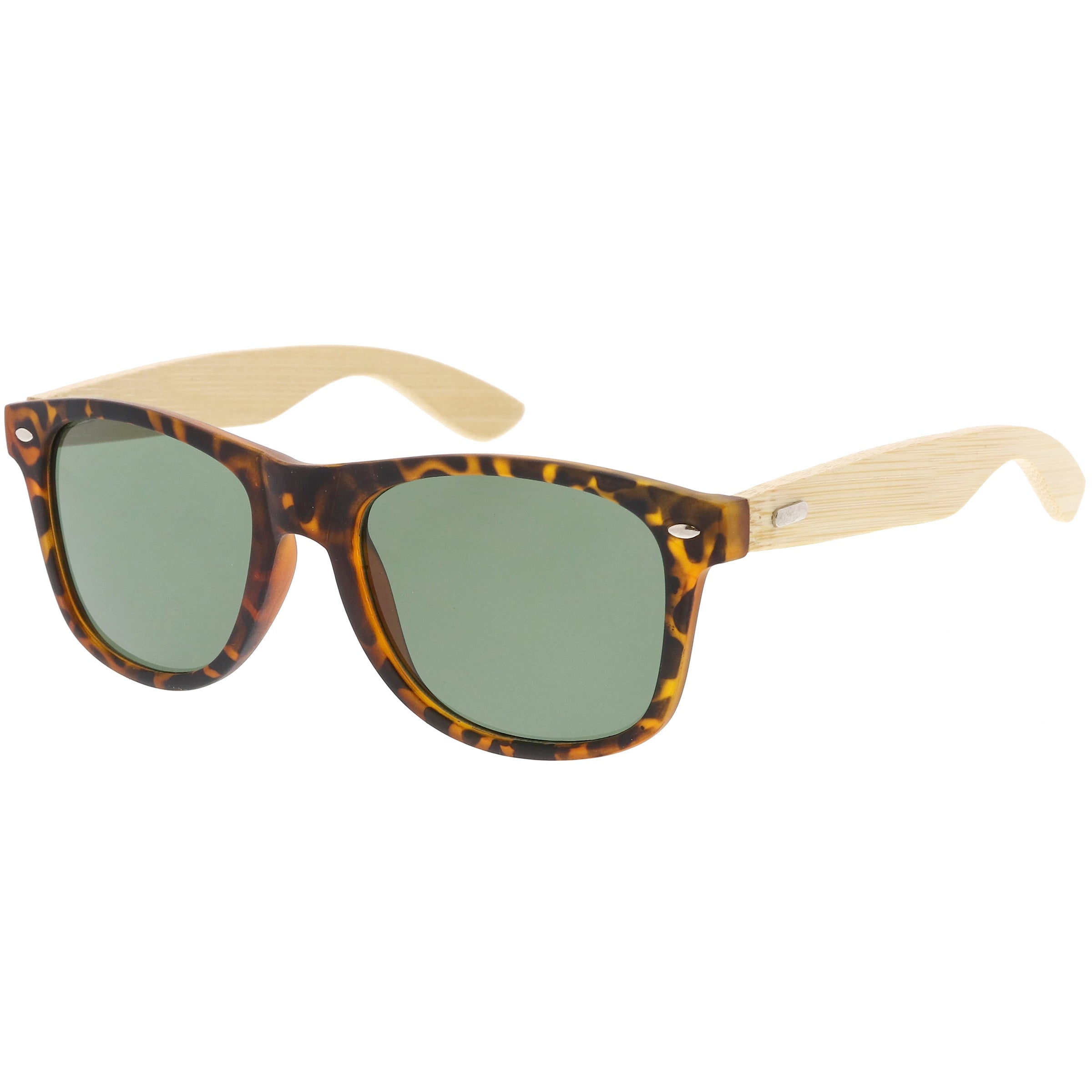 Classic Wayfarer sunglasses with a bold frame and tinted lenses, offering a timeless style and UV protection for everyday wear.