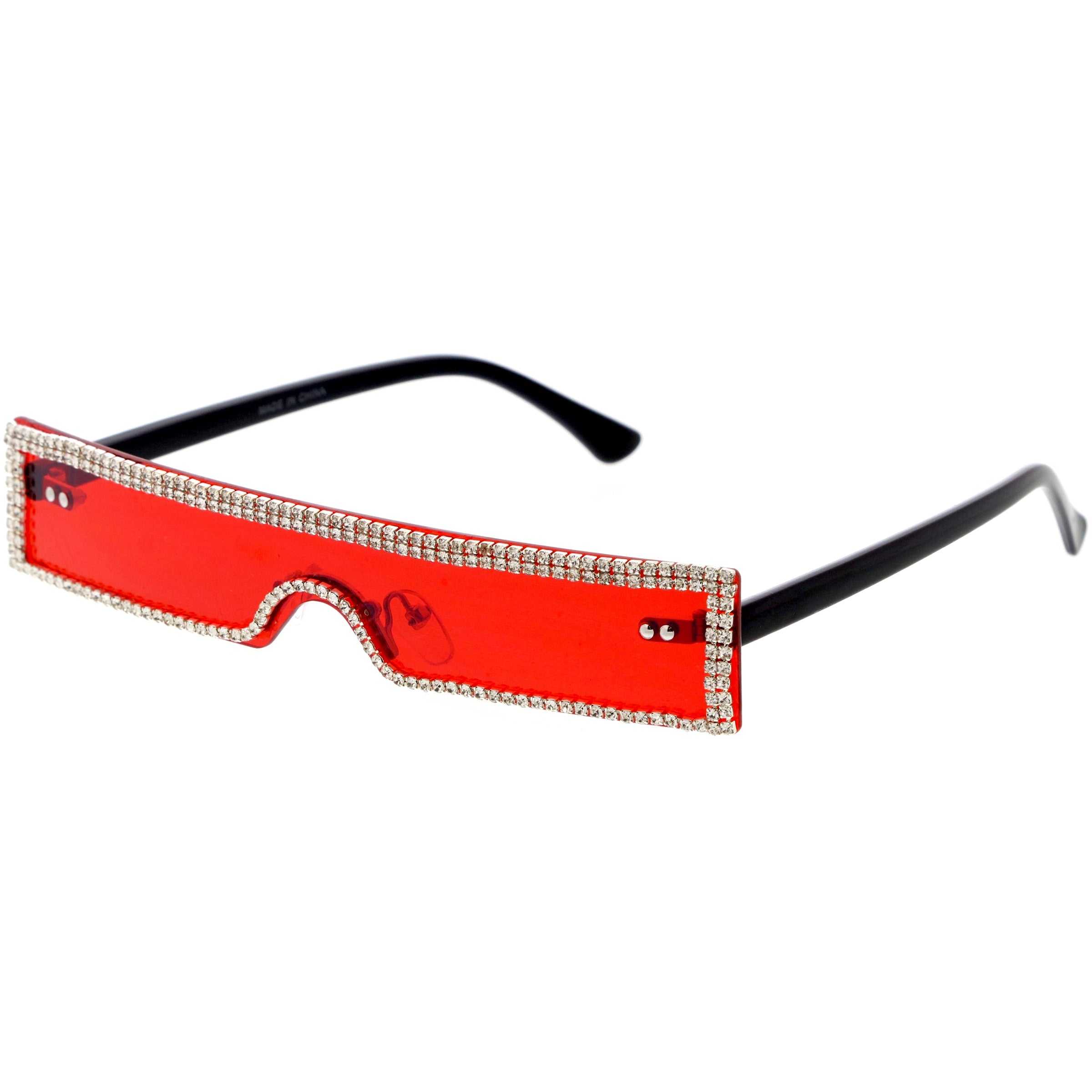 Women’s lightweight polycarbonate sunglasses with UV protection