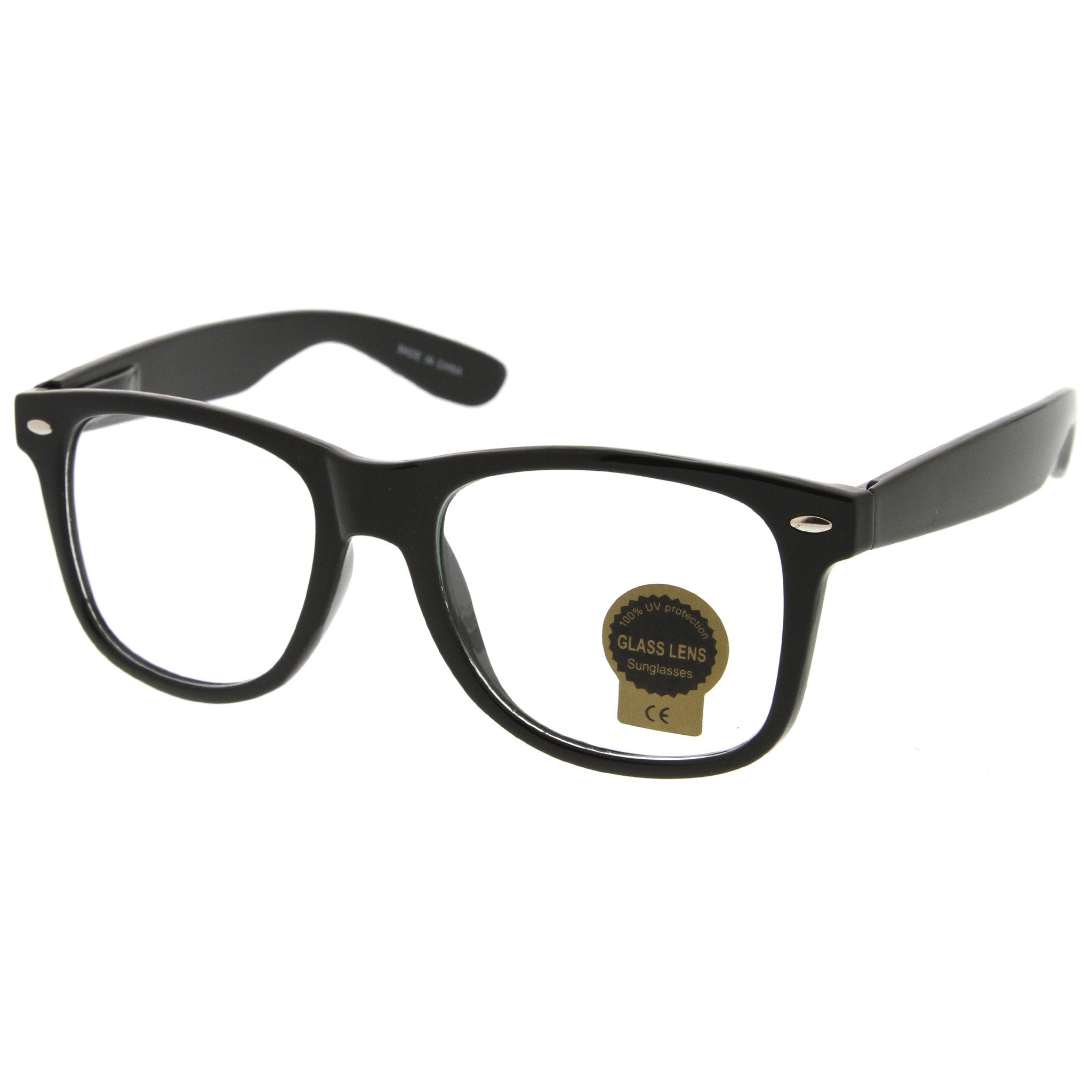 Classic Wayfarer sunglasses with a bold frame and tinted lenses, offering a timeless style and UV protection for everyday wear.