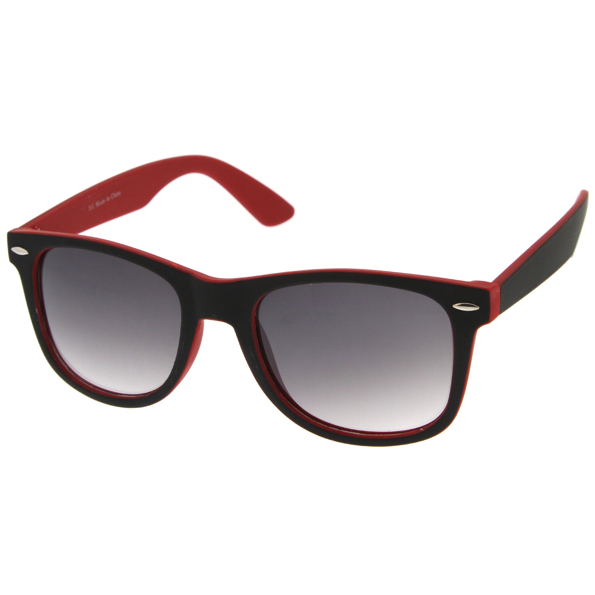 Classic Wayfarer sunglasses with a bold frame and tinted lenses, offering a timeless style and UV protection for everyday wear.