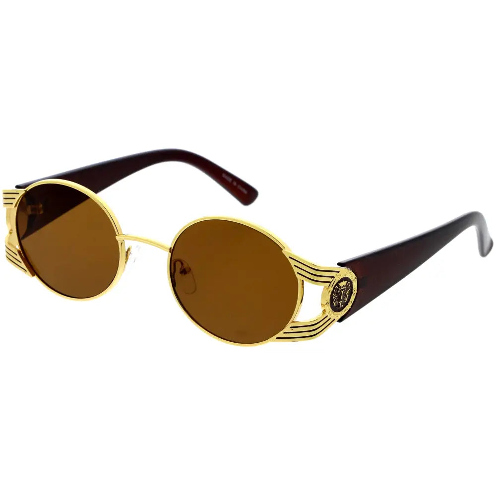 Gafas de sol elegantes con montura estilizada y lentes tintados, con protección UV y un look a la moda.