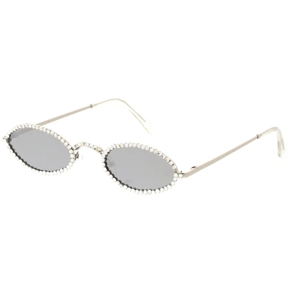 Metal sunglasses for women with a clean design and comfortable fit.