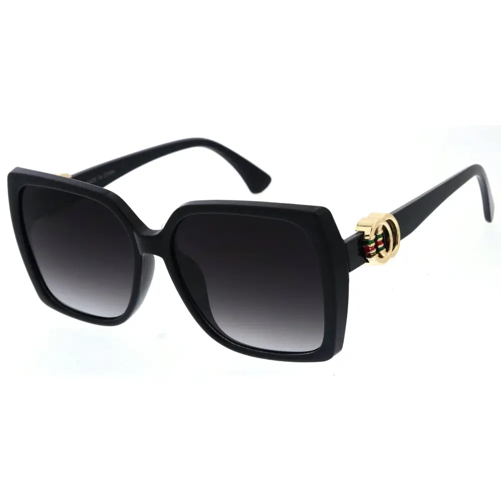 Gafas de sol de montura cuadrada negra con lentes degradados oscuros y logotipo dorado en la varilla, juego de 12